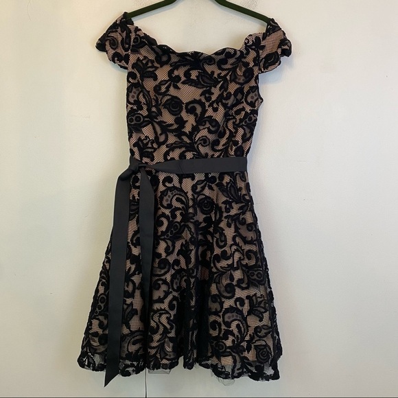 BETSY & ADAM BETSY & ADAM - Picture 2 of 7